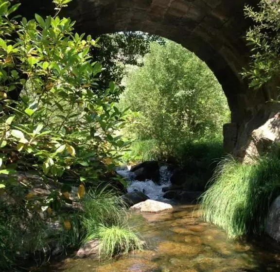 ホテル El Bosque De La Herrezuela