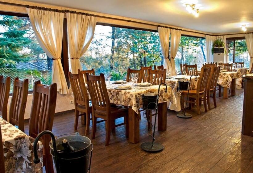 ホテル El Bosque De La Herrezuela