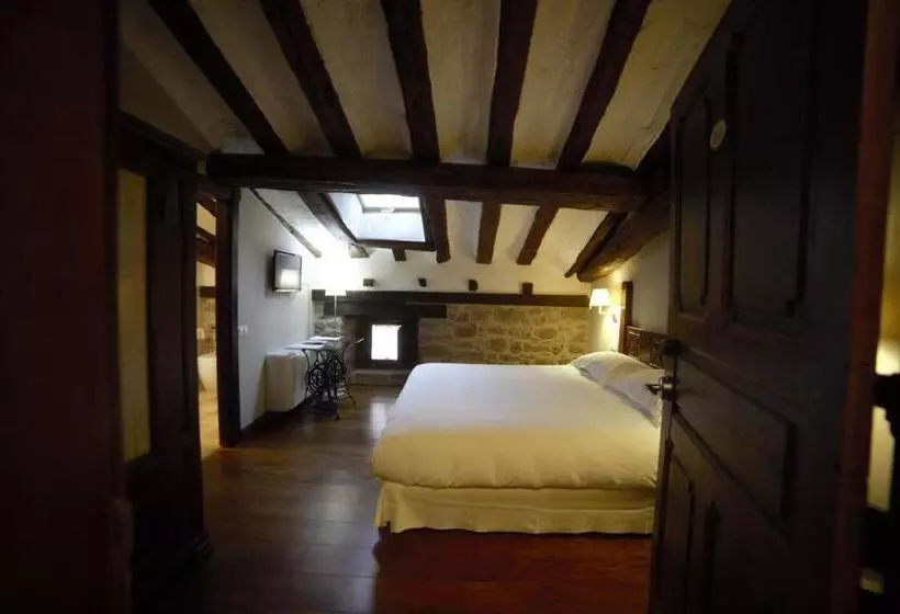 Hotelli Rural Latorrien De Ane