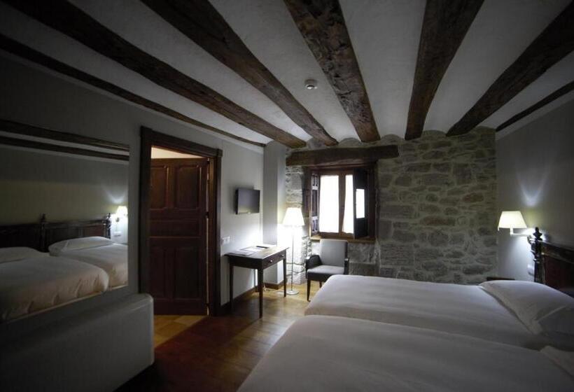 فندق Rural Latorrien De Ane