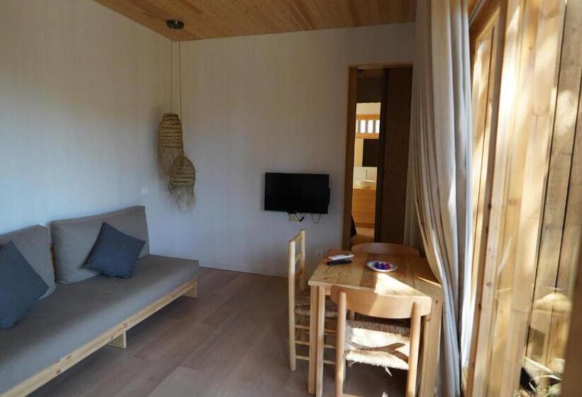 اقامتگاه Alfacs Village