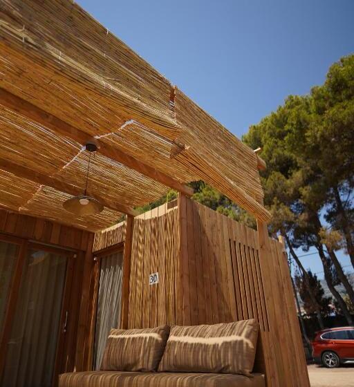 اقامتگاه Alfacs Village