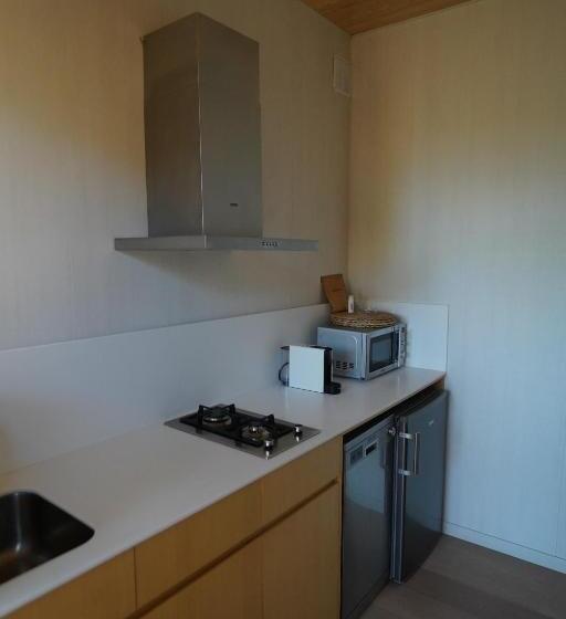 اقامتگاه Alfacs Village