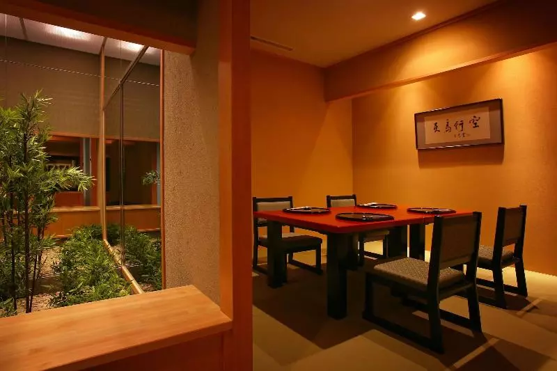 旅館 Hayamakan