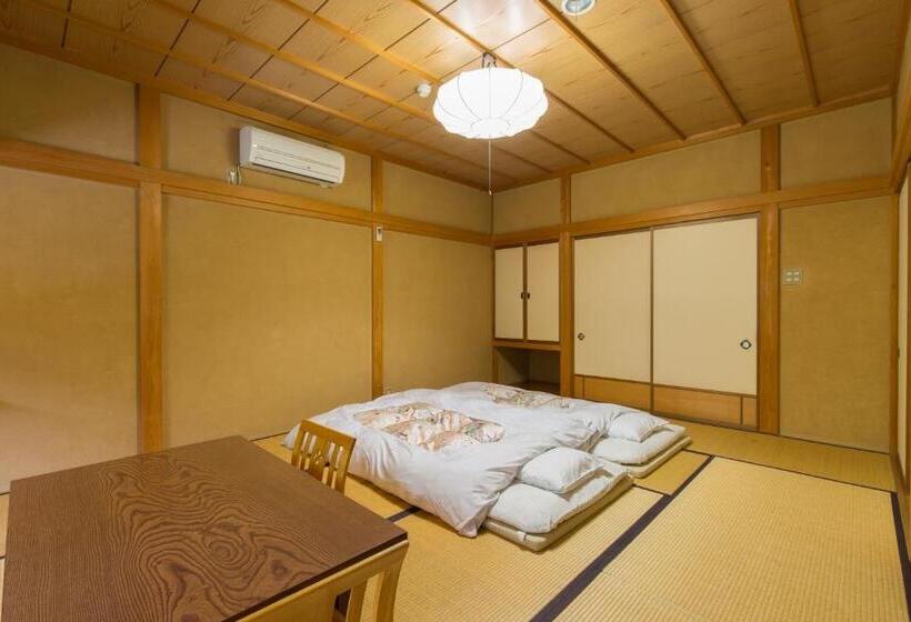 Ryokan Kazeya