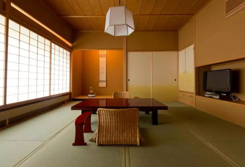 旅館 Meigetsuso