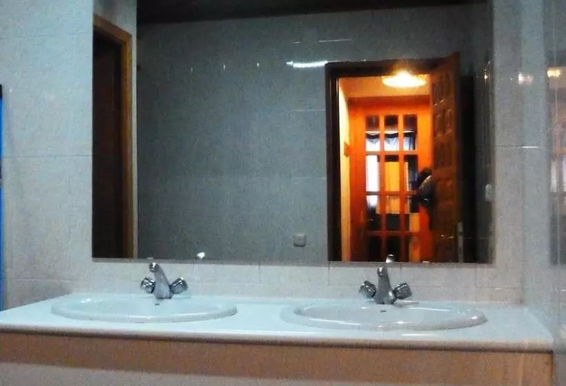 Albergue El Aguila