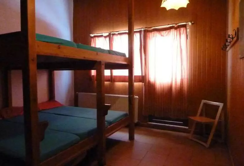 Albergue El Aguila