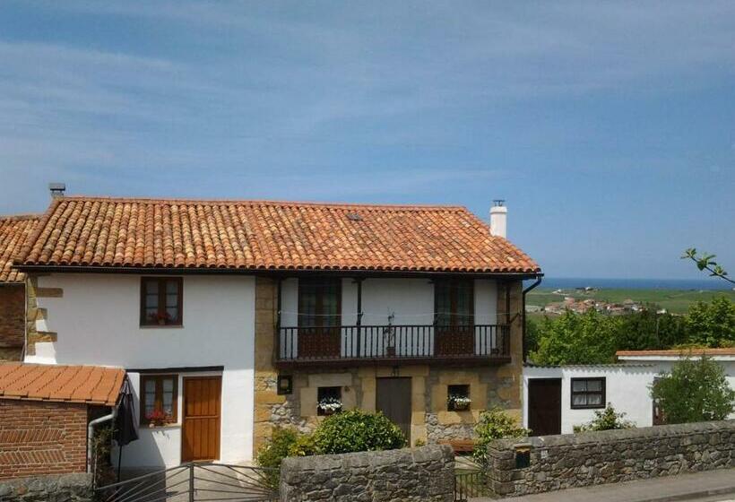 ユースホステル Alojamiento El Pino