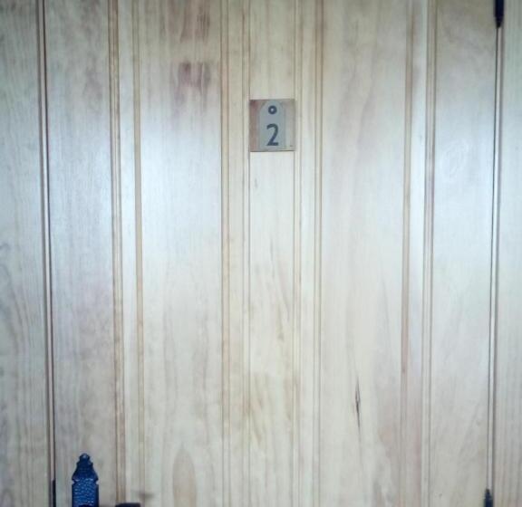 ユースホステル Alojamiento El Pino