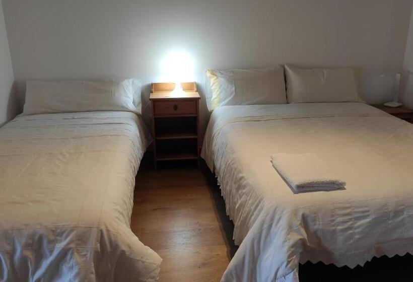 ユースホステル Alojamiento El Pino