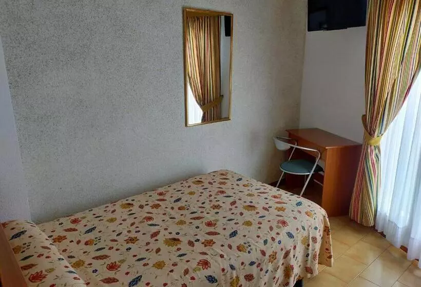 Alberg Hostal Casa Pepe