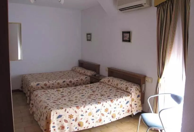 Alberg Hostal Casa Pepe