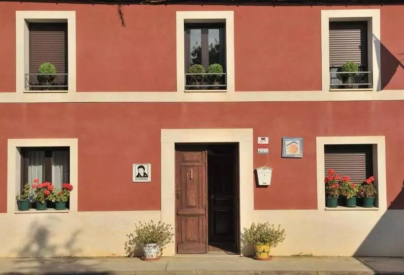 Albergue Lamorena