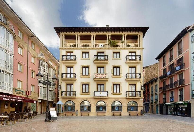 هاستل Musika Plaza