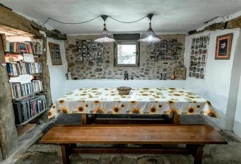 Retkeilymaja Refugio Peregrinos Acacio & Orietta