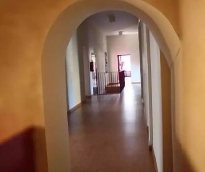 Albergue Santa Ana   Hostel