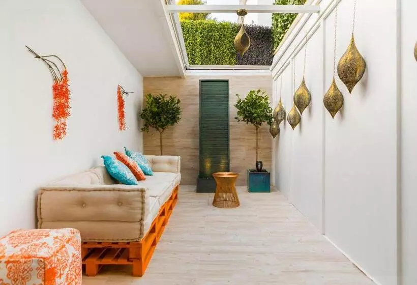 تختخواب و صبحانه Antonio's House