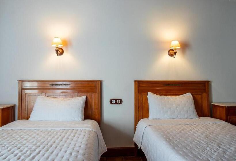 مبيت وإفطار Casa Rural La Fuente Del Jerte