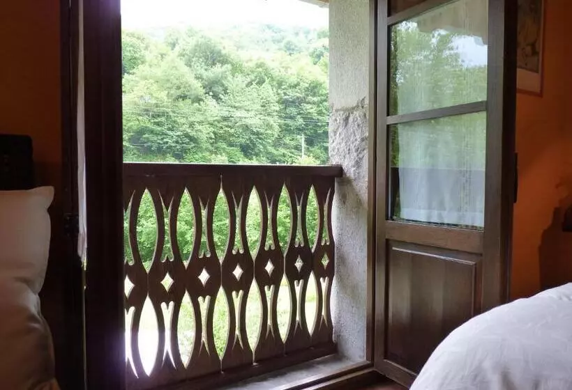 ベッドアンドブレックファースト Casa Rural Los Riegos