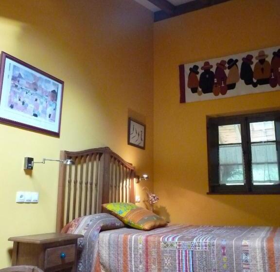 Bed and Breakfast Casa Rural Los Riegos