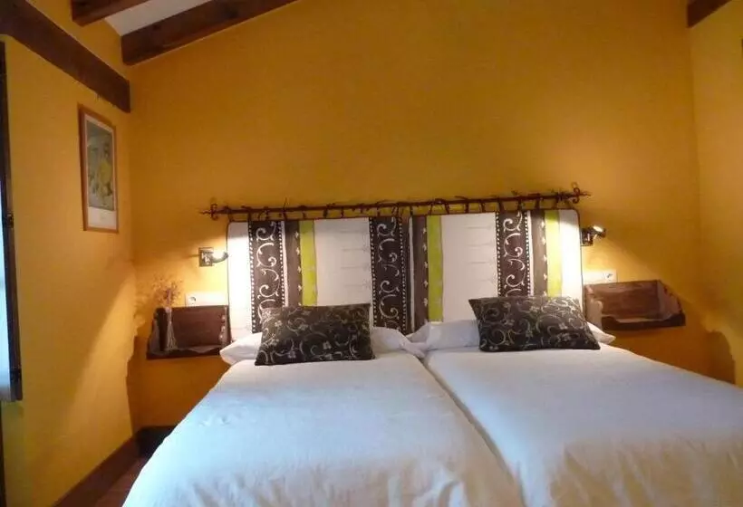 ベッドアンドブレックファースト Casa Rural Los Riegos