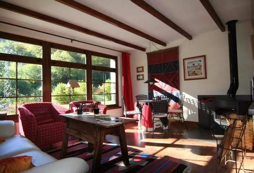 ベッドアンドブレックファースト Casa Rural Los Riegos