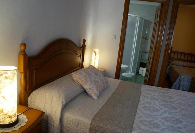 민박 La Alpargateria