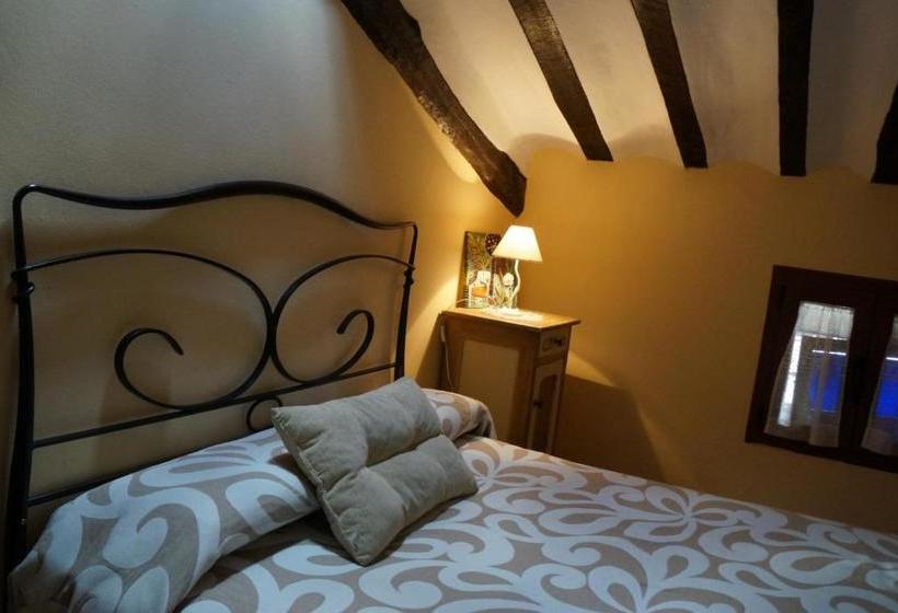 민박 La Alpargateria