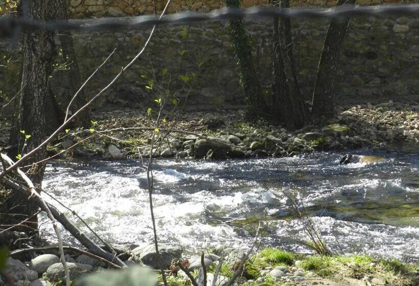 Hostel El Lago, Caceres