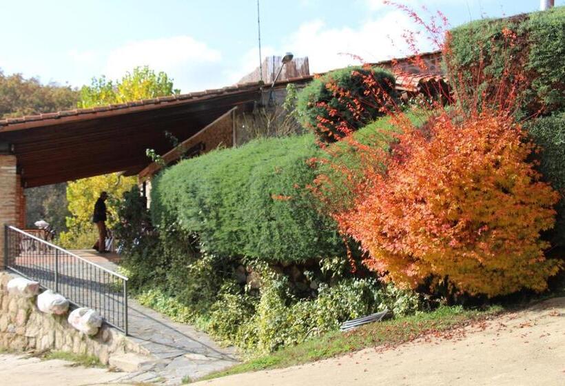 Hostel El Lago, Caceres