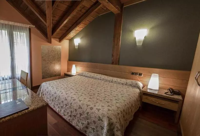 Hotel Adeko