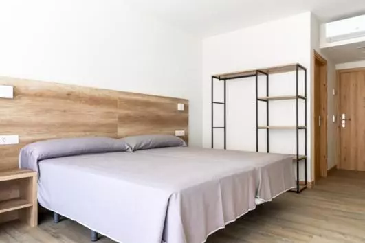 Hotel Adeko