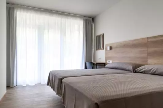 Hotel Adeko