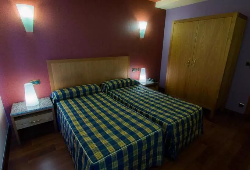 Hotel Adeko