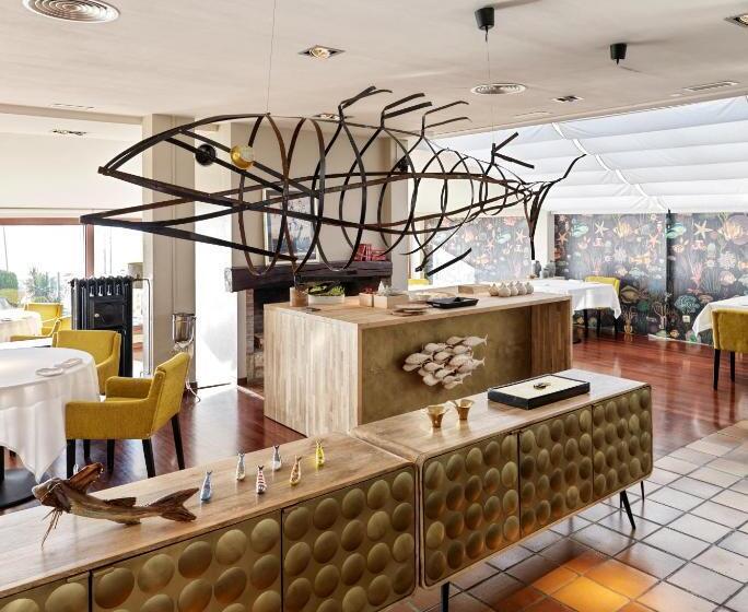 Отель As Garzas