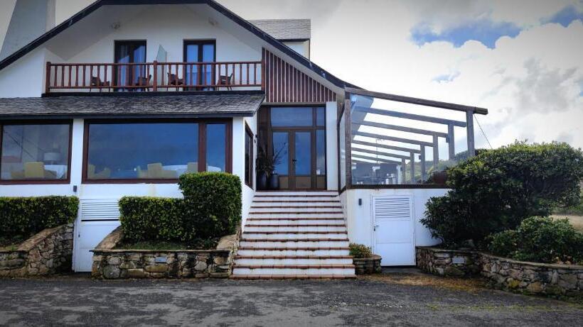 Отель As Garzas