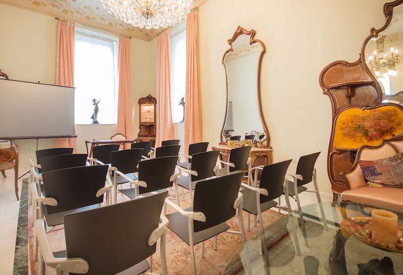 בית מלון כפרי Boutique Edelweiss La Garriga