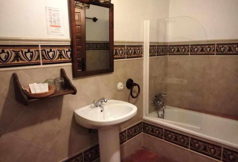 בית מלון כפרי Casa Rural Y Restaurante Casa Adriano