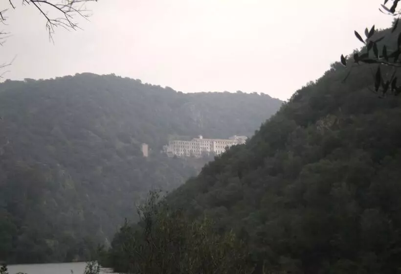 Hotelli Centro De Naturaleza Cañada Verde El Parque De Naturaleza Con Mas Experiencias De Andalucía