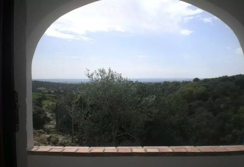 Hotelli Centro De Naturaleza Cañada Verde El Parque De Naturaleza Con Mas Experiencias De Andalucía