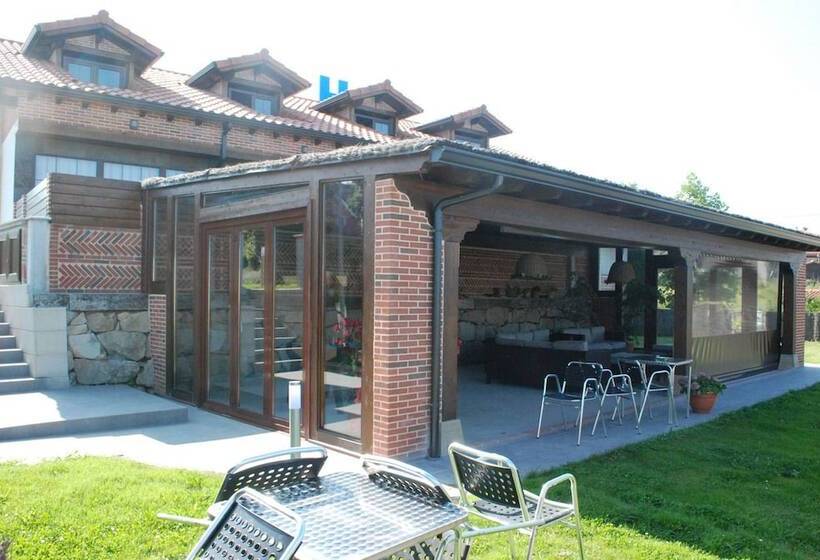 Hotel El Abuelo De La Cachava