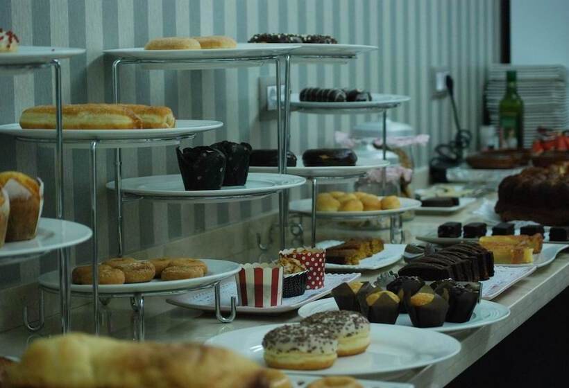 Hotel El Abuelo De La Cachava