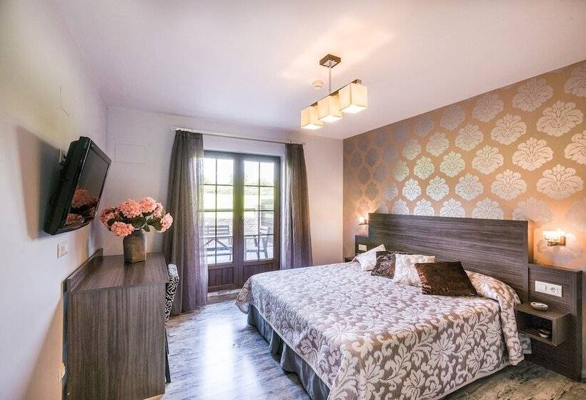 Hotel El Abuelo De La Cachava