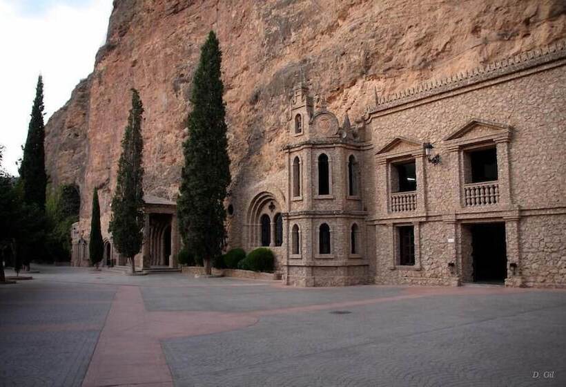 فندق Hospedería Rural Constitucion