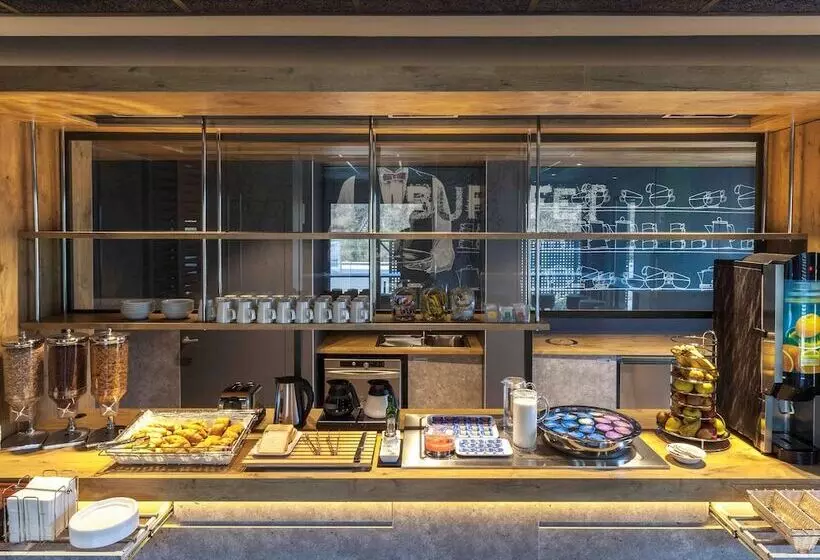 ホテル Ibis Budget Valencia Alcasser