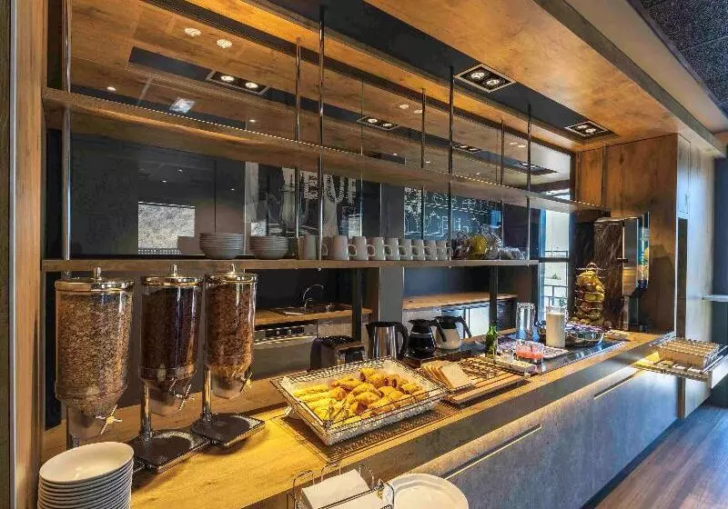 ホテル Ibis Budget Valencia Alcasser