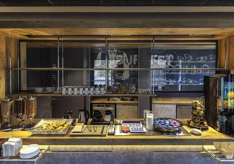 ホテル Ibis Budget Valencia Alcasser