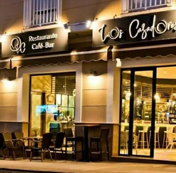 هتل Los Cazadores