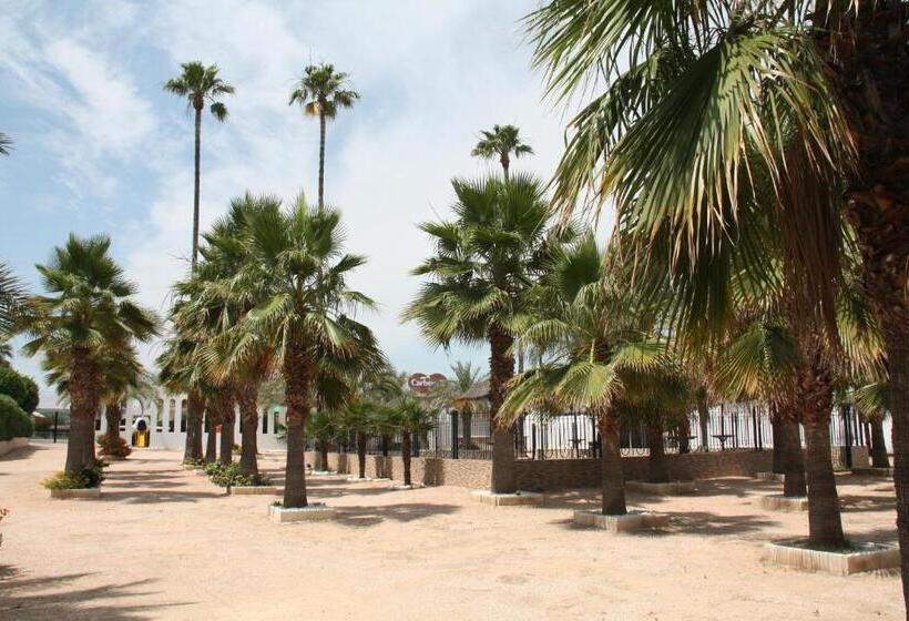 هتل Hacienda Guadalquivir